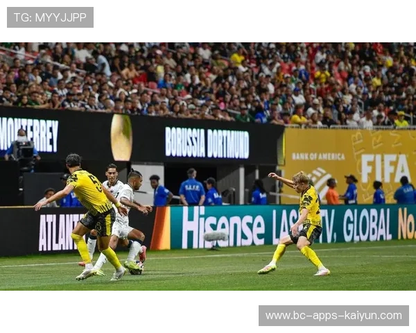 多特蒙德—萨尔高点头球补射击破防线