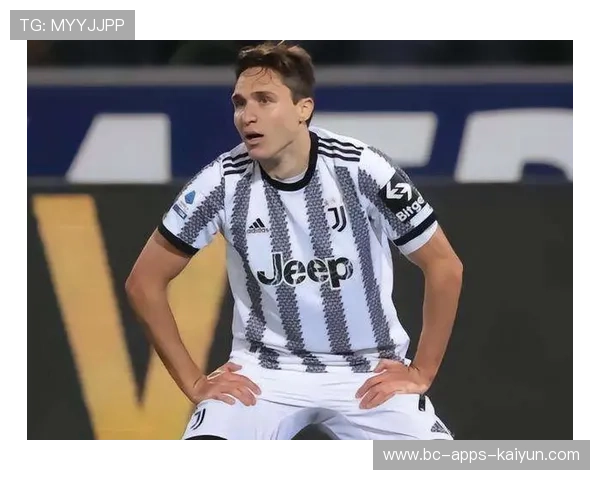 尤文中场推进流畅，基耶萨搓射被门将摘下