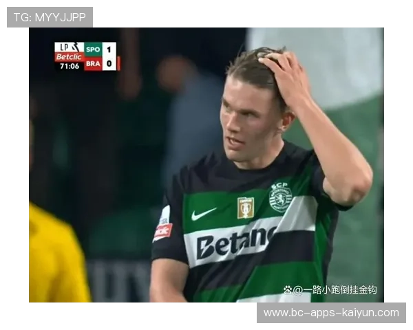 球队被绝平后主帅失神站5分钟