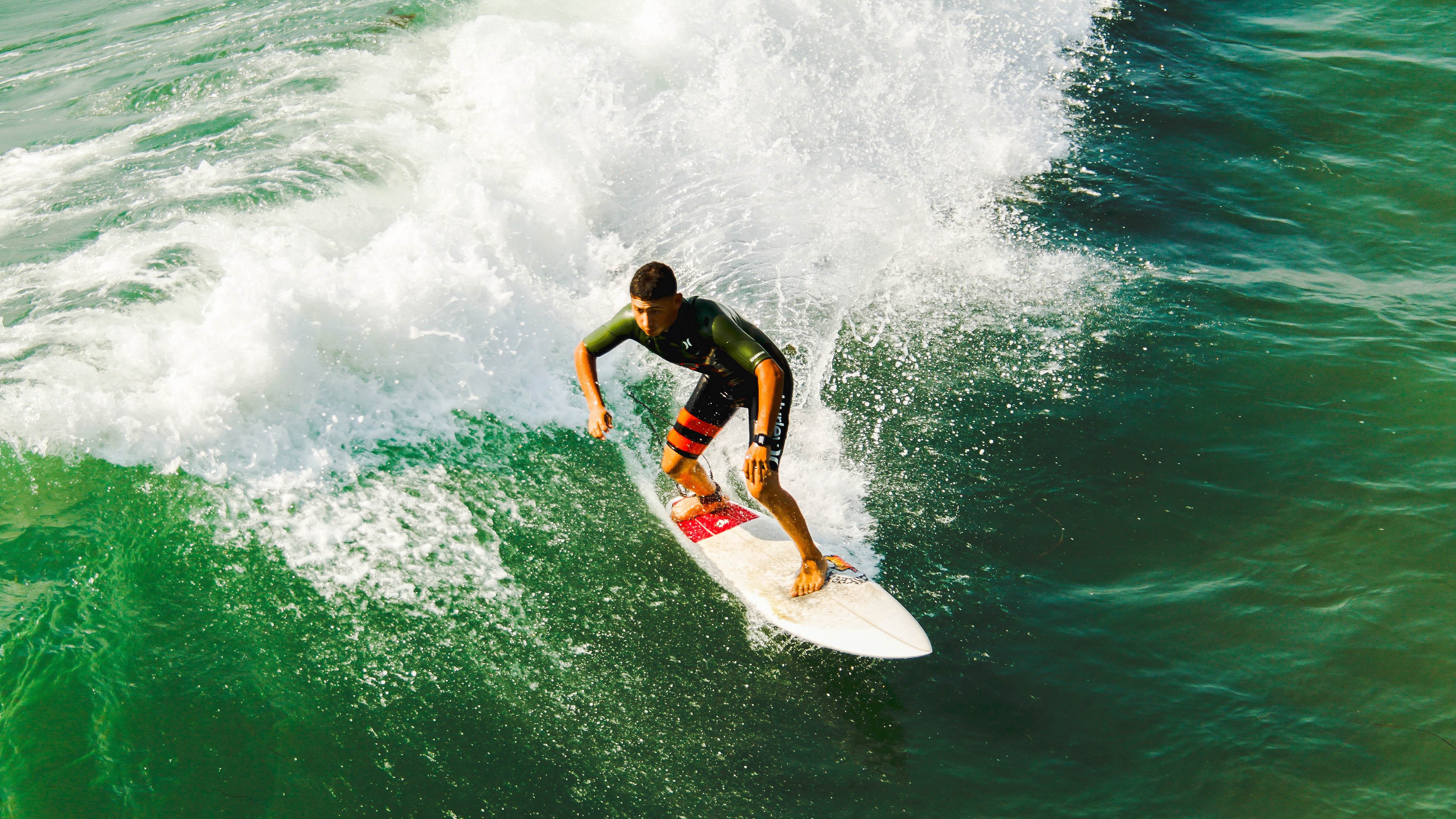 英超利物浦客场逆转热刺 若塔替补出场上演读秒绝杀，利物浦热刺全场